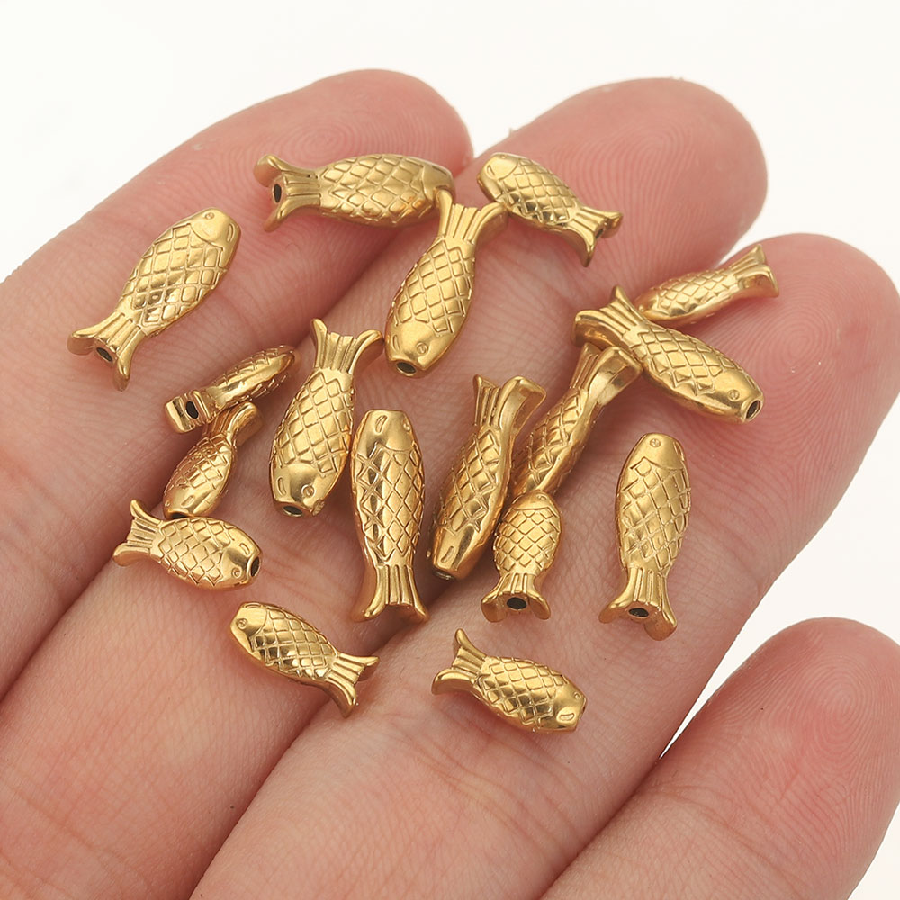 Embroidery Artwork - 5PCS Stainless Steel Fish Charm Spacer